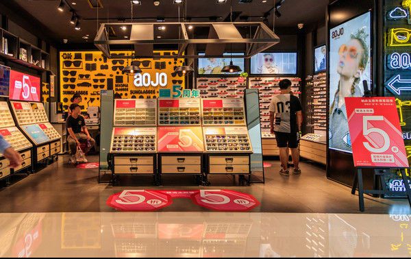 眼鏡店裝修效果圖，裝修眼鏡店哪家公司好